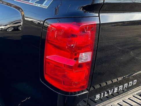 Used 2016 Chevrolet Silverado 1500 LT w/ All Star Edition image 33