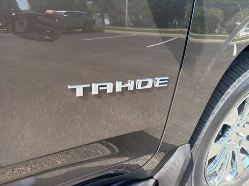 Used 2021 Chevrolet Tahoe High Country AWD/4WD image 33