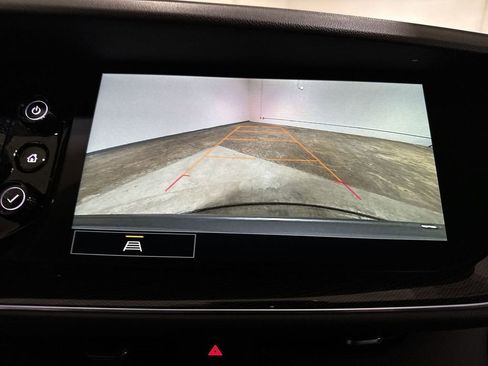 Used 2023 Buick Envision Essence image 15