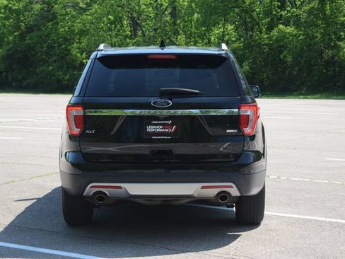 Used 2016 Ford Explorer XLT w/ Equipment Group 202A AWD/4WD image 26