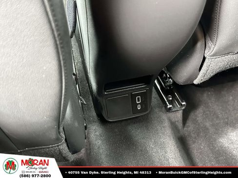 Used 2024 Buick Encore GX Preferred AWD/4WD image 13