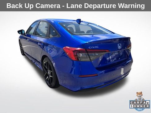 Used 2023 Honda Civic Sport image 6