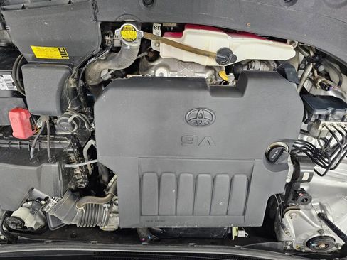 Used 2013 Toyota Avalon XLE Touring image 38