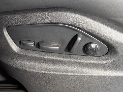 New 2026 Porsche Cayenne GTS image 29