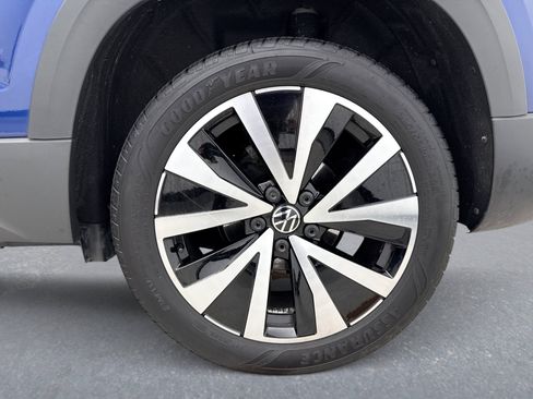 Used 2024 Volkswagen Taos SE FWD image 27