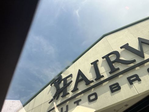 Used 2024 BMW 530i 530i w/ Premium Package image 24