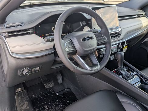 New 2026 Jeep Compass Limited AWD/4WD image 31