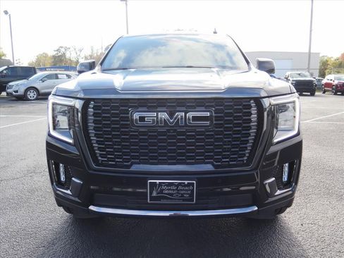 Used 2024 GMC Yukon Denali Ultimate image 9