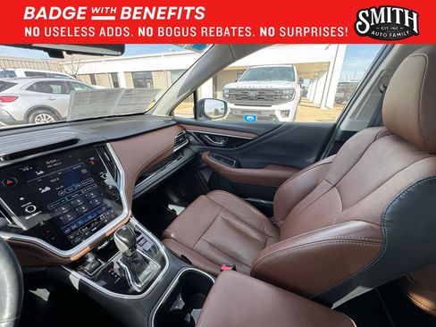 Used 2023 Subaru Outback Touring XT AWD/4WD image 15