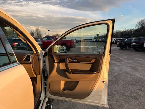Used 2015 GMC Acadia Denali AWD/4WD image 41