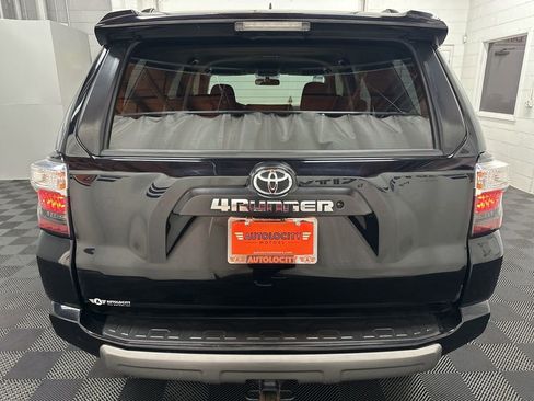 Used 2019 Toyota 4Runner TRD Off-Road AWD/4WD image 9