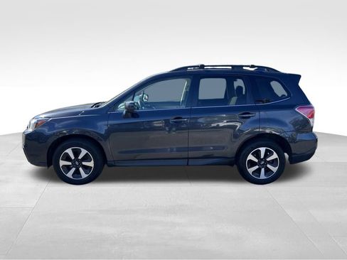 Used 2017 Subaru Forester 2.5i Limited image 5