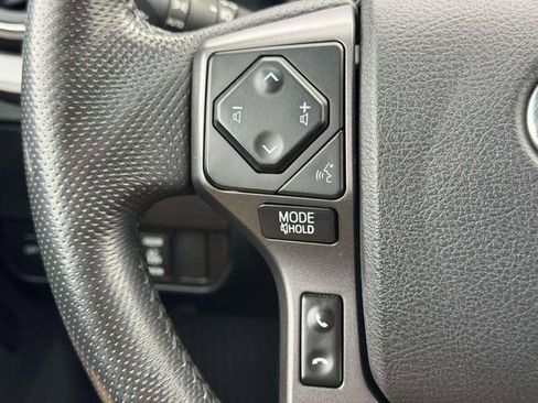 Certified 2022 Toyota Tacoma TRD Off-Road image 20