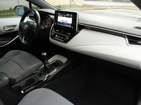 Used 2020 Toyota Corolla SE FWD image 20