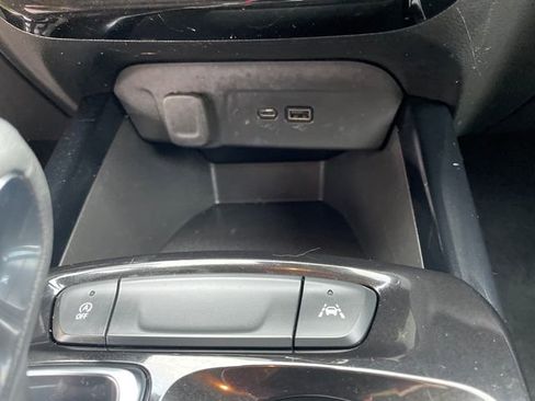 Used 2024 Chevrolet Trax ACTIV w/ Driver Confidence Package image 37