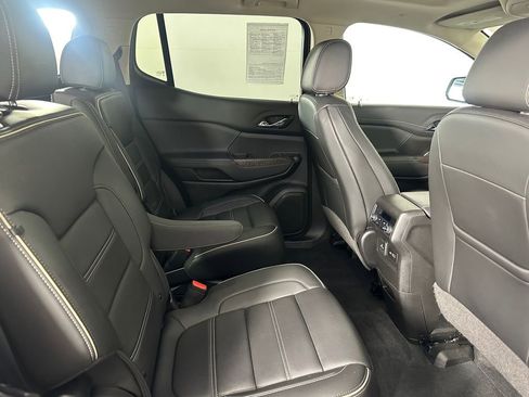 Used 2021 GMC Acadia Denali image 28