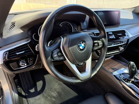 Used 2019 BMW 540i xDrive w/ Convenience Package AWD/4WD image 10