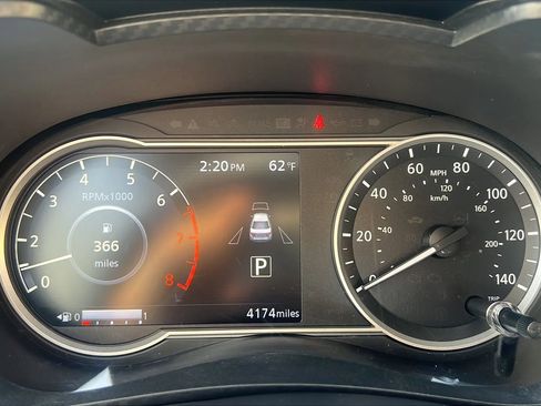 Used 2025 Nissan Versa SV image 11