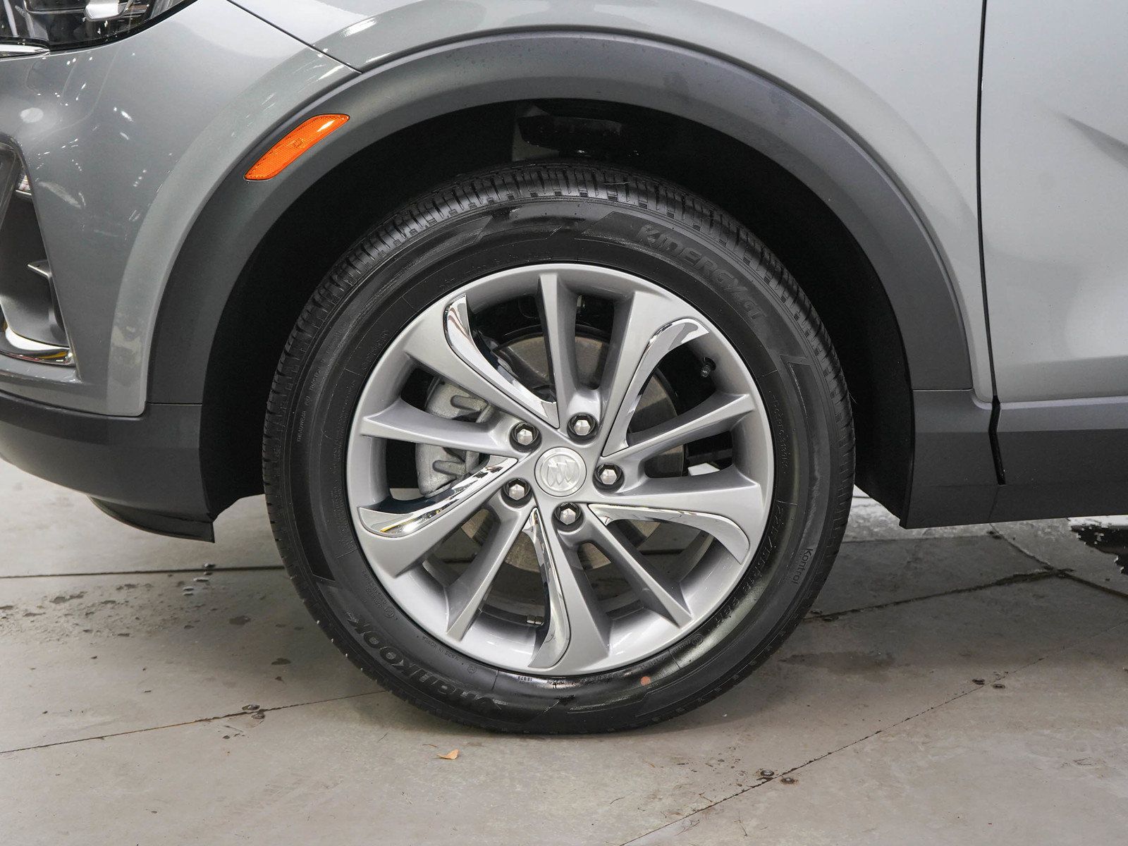 Used 2023 Buick Encore GX Essence w/ Experience Buick Package AWD/4WD image 30
