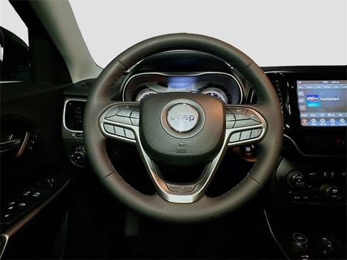 Certified 2022 Jeep Cherokee Limited image 10