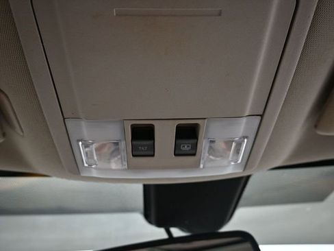 Used 2014 Lincoln MKX AWD w/ Equipment Group 102A image 26