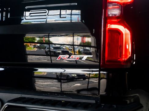 Used 2021 Chevrolet Silverado 1500 RST w/ All Star Edition Plus AWD/4WD image 17