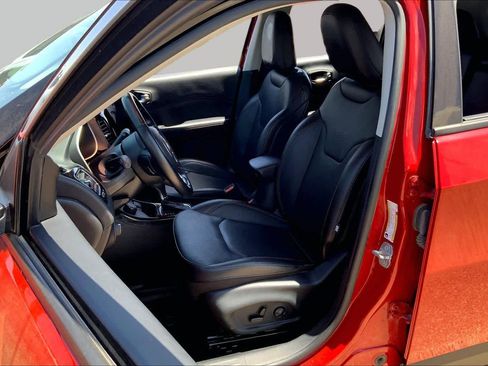 Used 2021 Jeep Compass Limited AWD/4WD image 8
