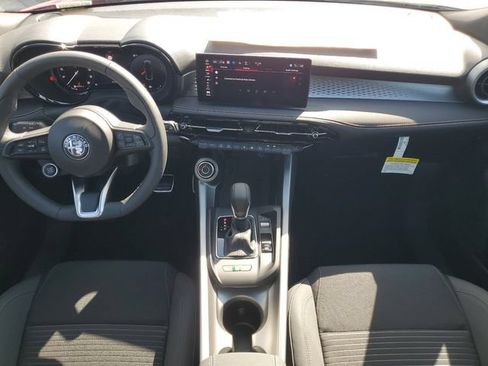 New 2025 Alfa Romeo Tonale AWD/4WD image 14