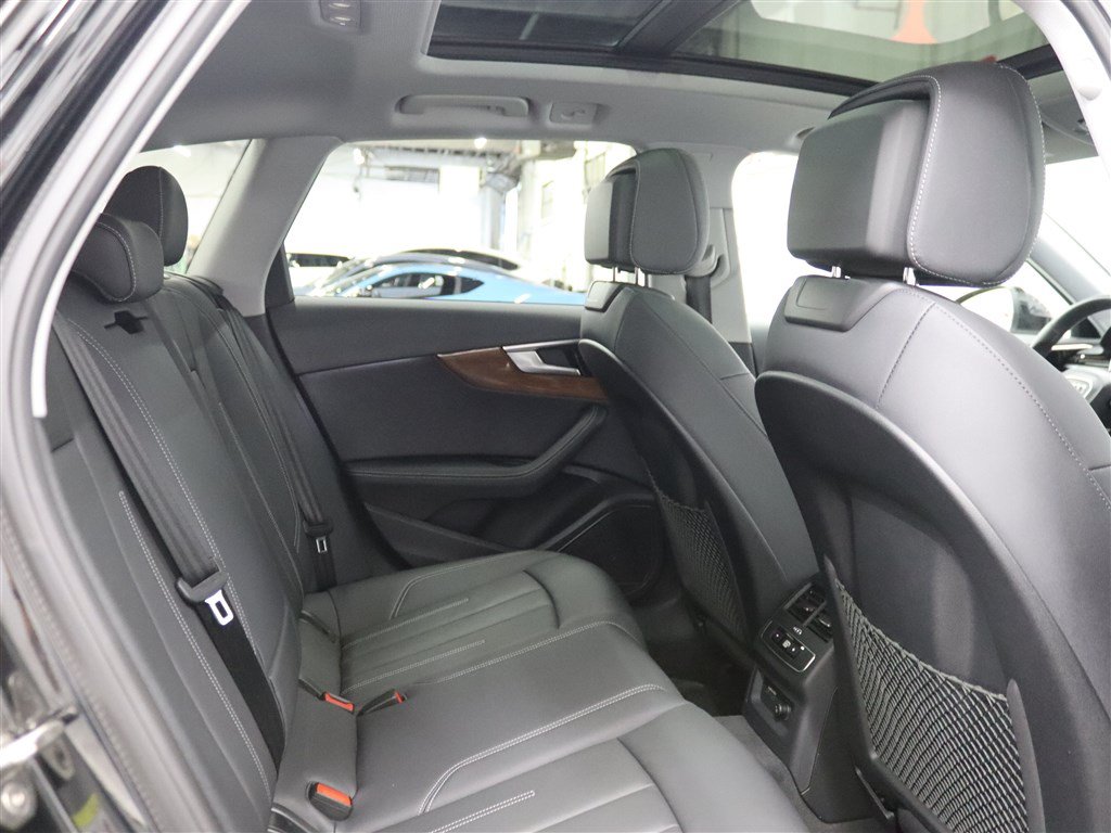 Used 2023 Audi A4 2.0T allroad Premium Plus w/ Premium Plus Package AWD/4WD image 19