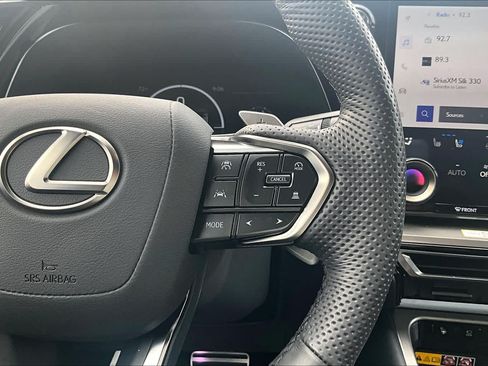 Used 2026 Lexus TX 500h AWD w/ Technology Package image 23
