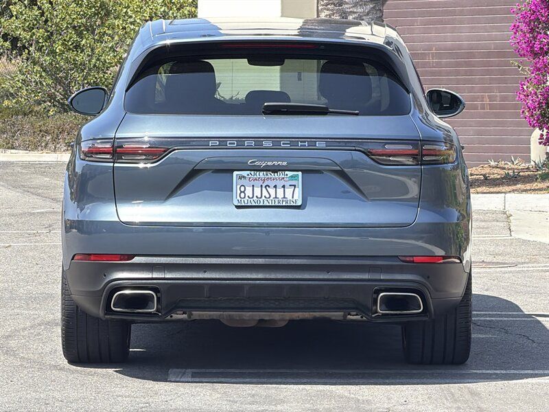 Used 2019 Porsche Cayenne AWD/4WD image 6
