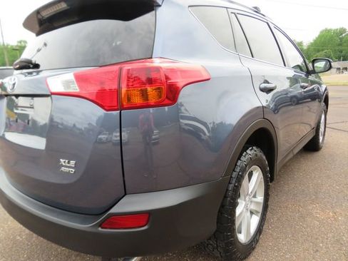 Used 2013 Toyota RAV4 XLE image 14