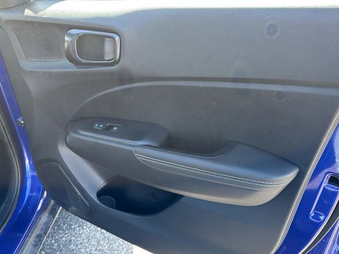 New 2024 Hyundai Venue Limited image 23