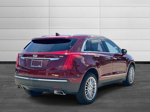 Used 2017 Cadillac XT5 Premium Luxury FWD image 5