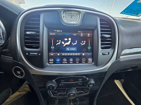Used 2021 Chrysler 300 Touring L w/ Popular Equipment Group AWD/4WD image 20