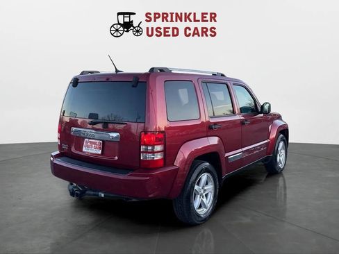 Used 2012 Jeep Liberty Limited image 12