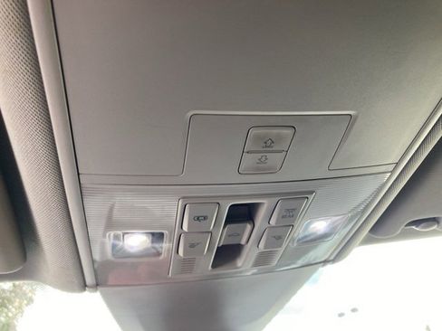 Used 2021 Volkswagen Atlas SEL image 30