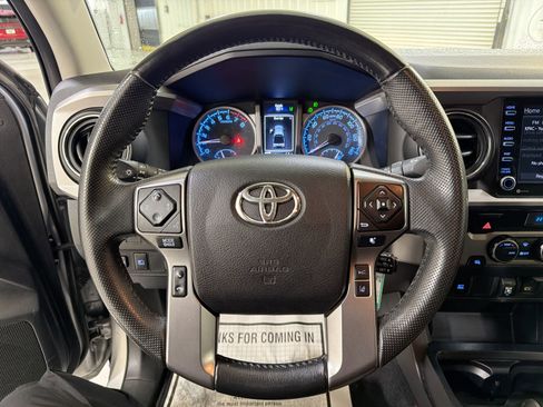 Used 2021 Toyota Tacoma SR5 image 13