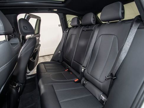 Used 2024 BMW X3 sDrive30i w/ Convenience Package w/ZPA RWD image 15
