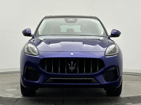 Used 2023 Maserati Grecale GT image 2