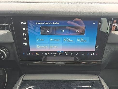 Used 2025 Lincoln Navigator L Reserve w/ Jet Appearance Package AWD/4WD image 43