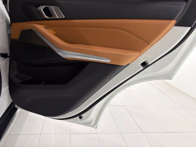 Used 2019 BMW X5 xDrive40i w/ Premium Package 2 AWD/4WD image 42