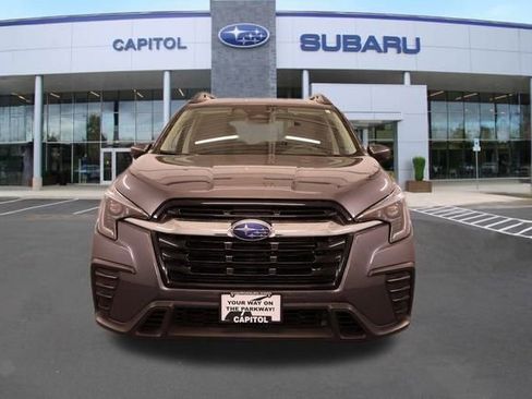 Used 2024 Subaru Ascent Premium w/ Convenience Package image 9