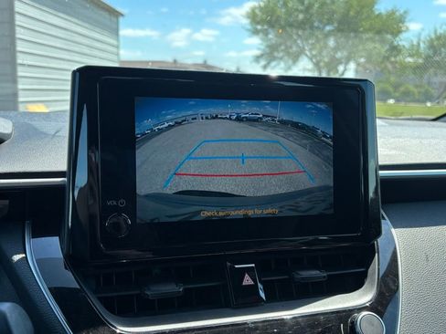 Used 2024 Toyota Corolla SE image 9