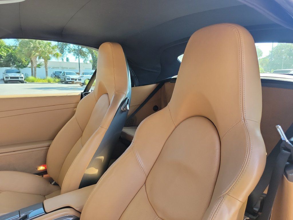 Used 2012 Porsche 911 Turbo S AWD/4WD image 5