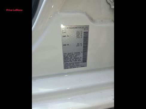 Used 2025 Nissan Altima 2.5 SV image 9