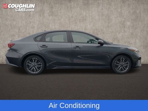 Used 2023 Kia Forte GT-Line image 10