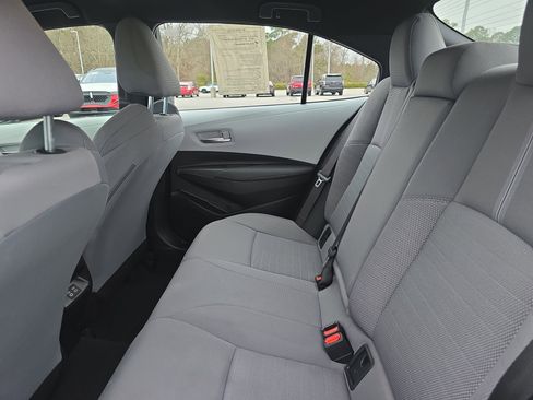 Used 2024 Toyota Corolla SE image 13