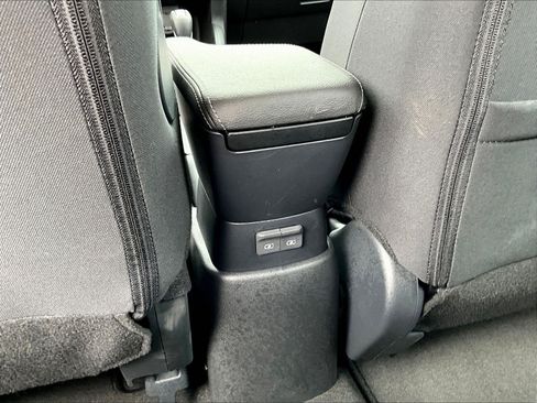 Certified 2025 Nissan Kicks Play S FWD image 10