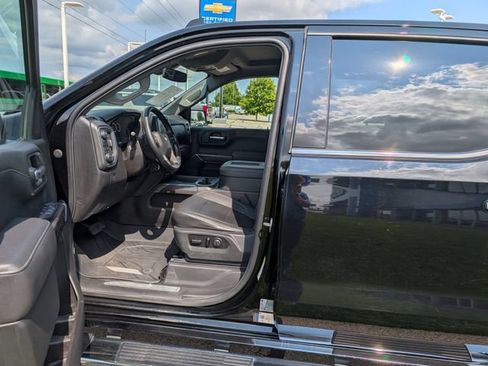Used 2021 Chevrolet Silverado 1500 LTZ AWD/4WD image 21